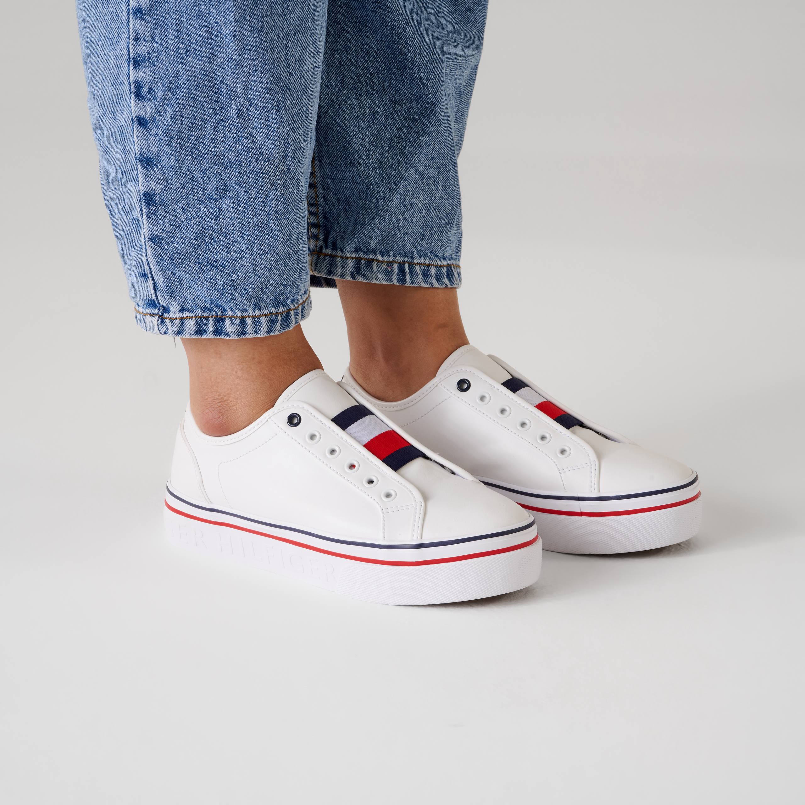 Tommy Hilfiger  original sticky