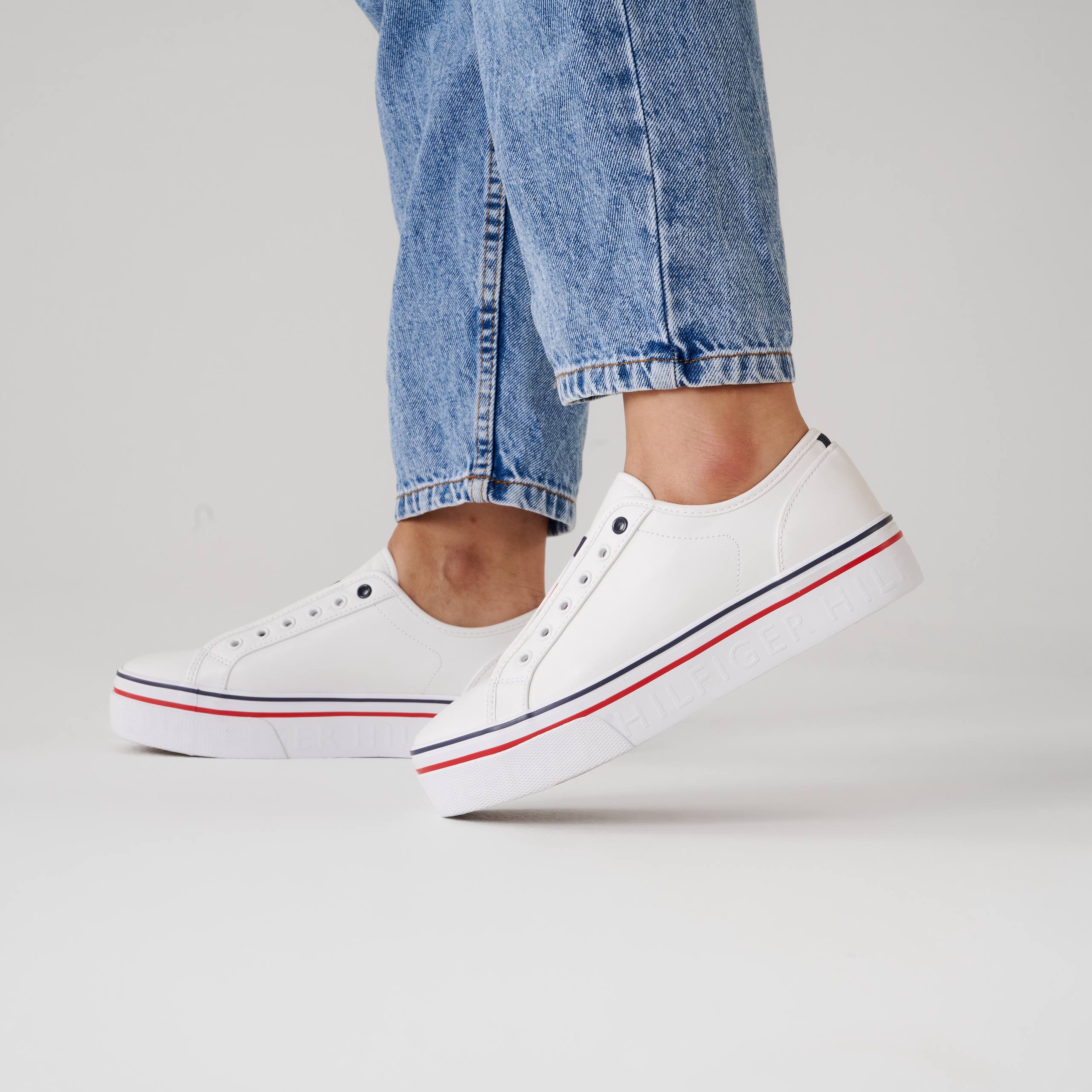 Tommy Hilfiger  original sticky